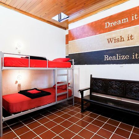 Capsule Hostel Гватемала Экстерьер фото