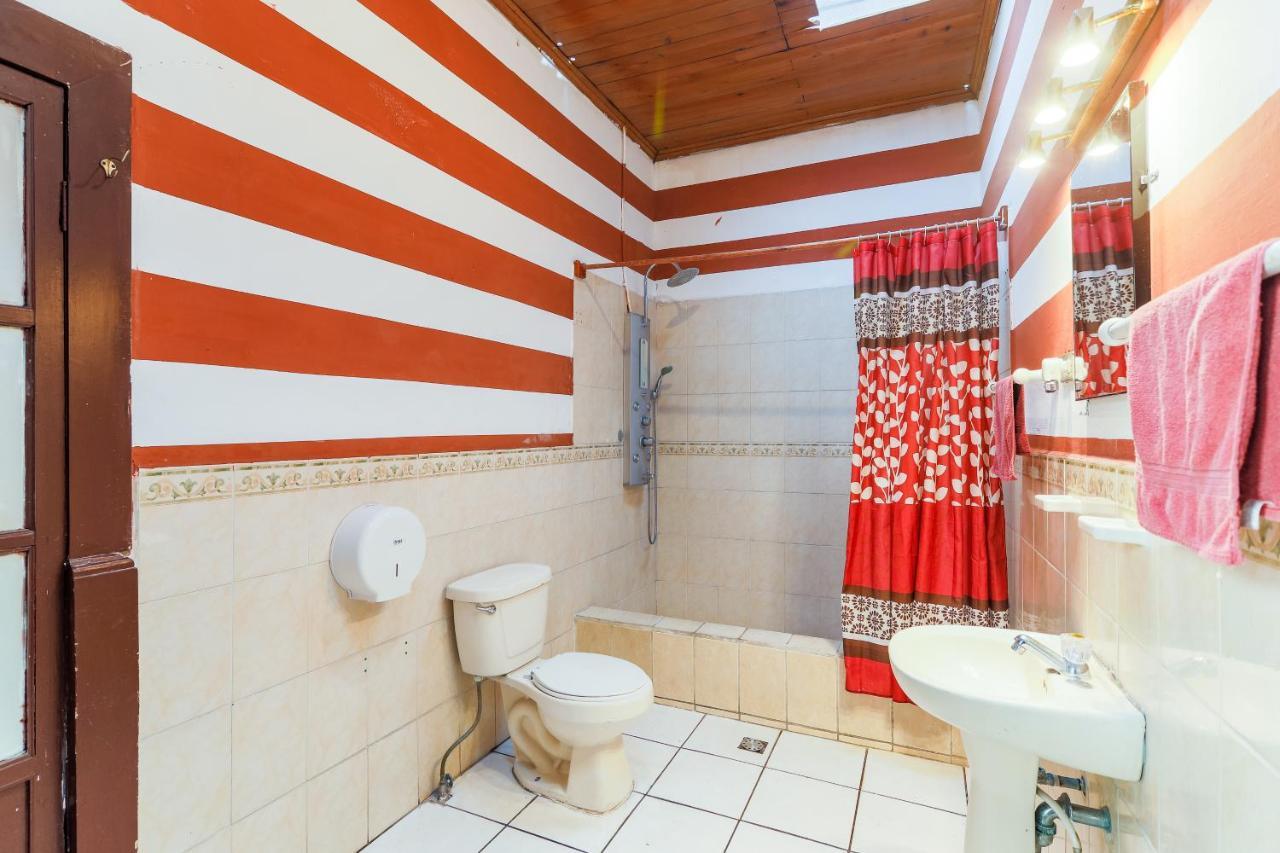 Capsule Hostel Гватемала Экстерьер фото
